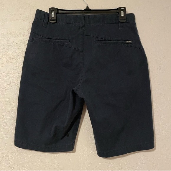 VOLCOM Corpo Class Navy Blue Casual Chino Shorts  Men’s‎ Size 30​ - Picture 2 of 8
